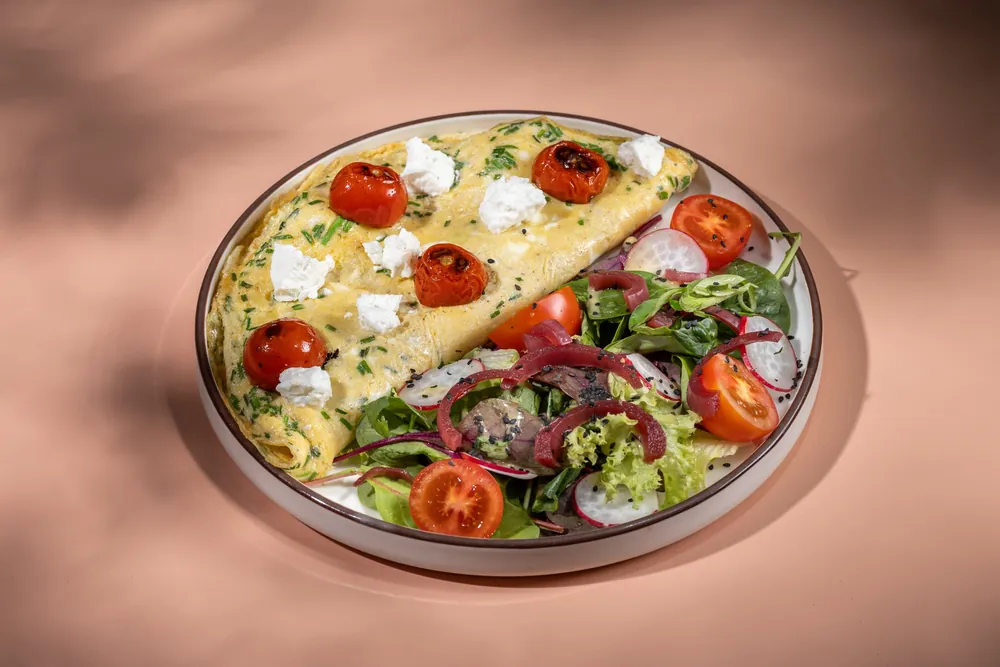 Omletă cu brânză de capră